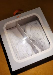 Nike (Toddler soft bottom shoes)